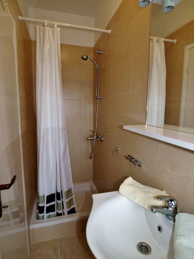 Apartments Ljubica Barbat na Rabu Zewnętrze zdjęcie