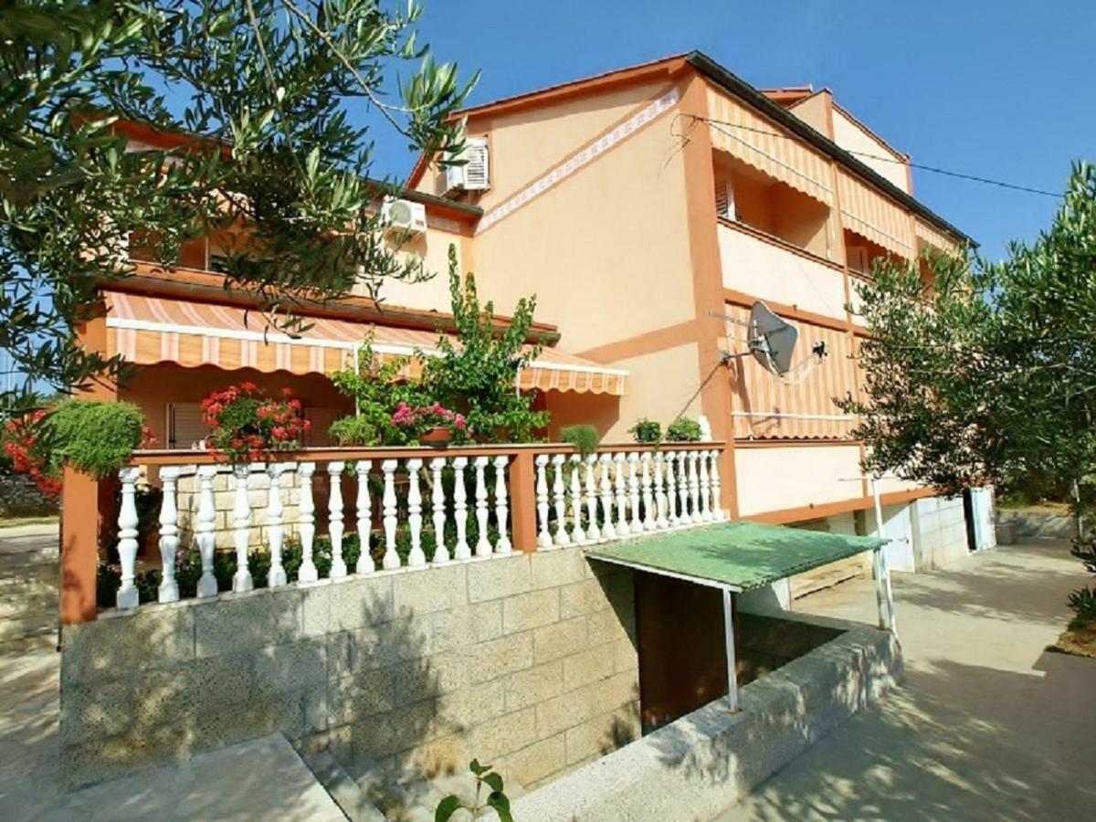Apartments Ljubica Barbat na Rabu Zewnętrze zdjęcie